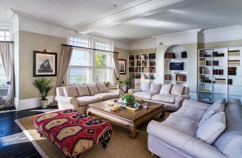 Maldon Apartment | Osea Island: Seaside Cottage