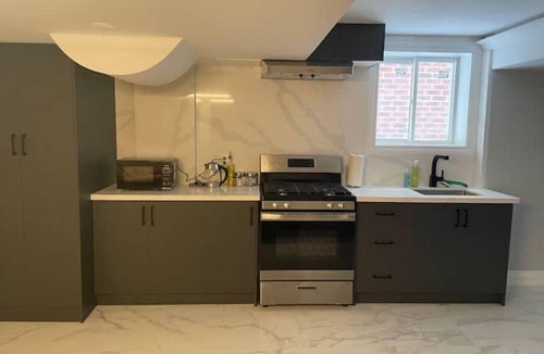 Oshawa House | Oshawa Connect: Prime Location, Modern Space