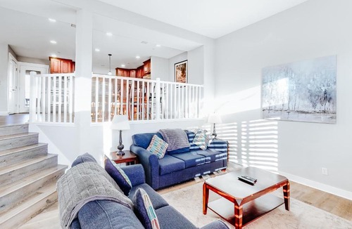 Bear Hollow Village House | Oslo Style by Olympic Park