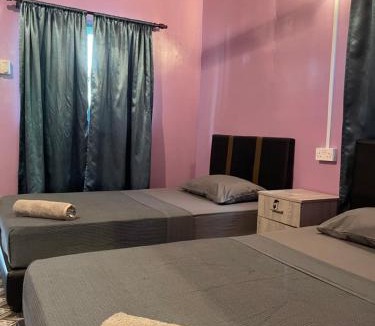 Kota Kinabatangan Bed & Breakfast | Osman homestay1