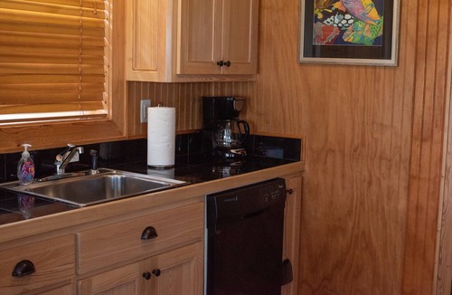 Perdido Beach House | Osprey Guest Cottage Perdido Beach: no crowds traffic condominiums or elevators!
