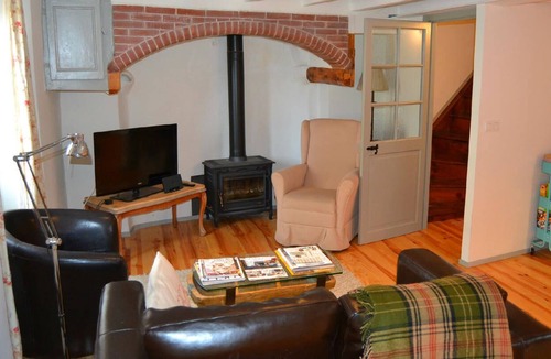 Osseja House | OSSEJA X - Two Bedroom House, Sleeps 5
