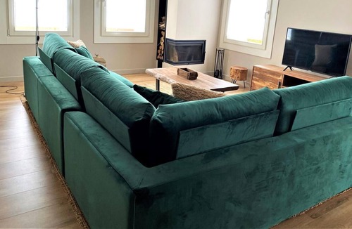 Osseja Apartment | OSSEJA XI - Three Bedroom Apartment, Sleeps 6