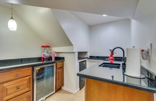 Ossining House | Ossining Vacation Rental Near River, Trails & MTA!