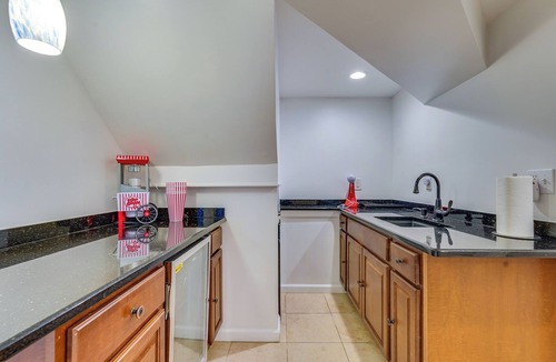 Ossining House | Ossining Vacation Rental Near River, Trails & MTA!