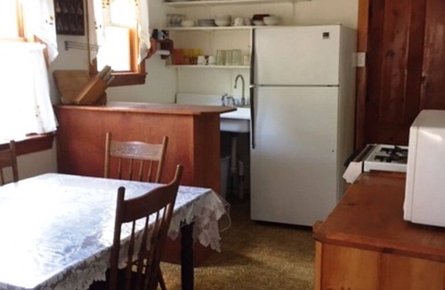 Waterboro House | Ossipee lake beach house, pet freindly