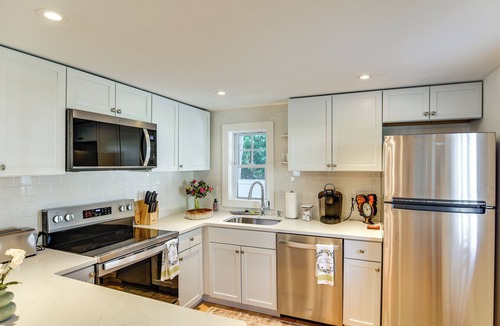 Osterville House | Osterville Gem Steps to Main St! Relax fireside