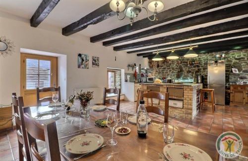 Pleine-Fougeres House | Ostrea edulis