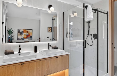 Versant Soleil Condo | Ostrya Solis 402 - Near Prime Ski-In/Out Location