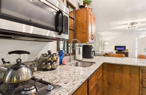 Philomath Apartment | OSU/Spacious Country Apt. PNW/Coast & Wineries