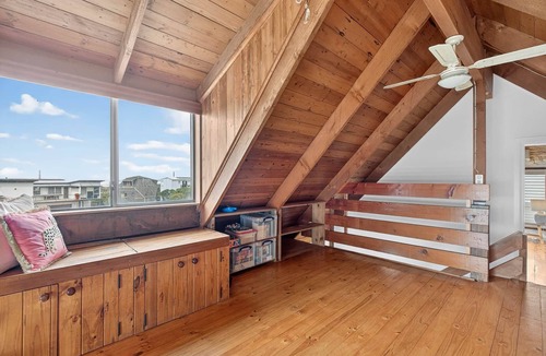 Middleton House | Oswald's Beach Retreat