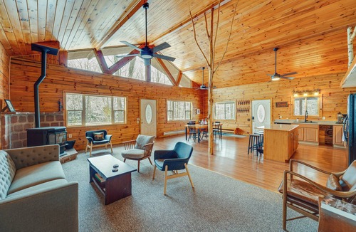 Oswegatchie Cabin | Oswegatchie River Cabin w/Kayaks + Fire Pit!