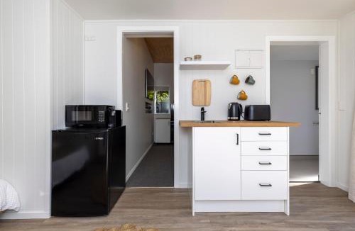 Otaki Beach House | Otaki Beach Guesthouse