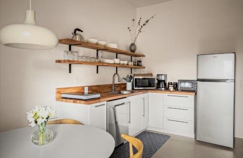 Clarkdale Hotel | Otaq Peace Suites