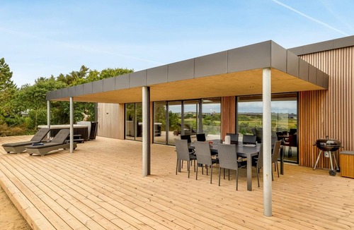 Lodbjerg Hede House | "Øthger" - 1.3km from the sea by Interhome