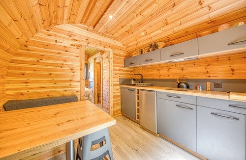 Saint-Vivien-de-Medoc Apartment | Ôtonneauxstress – Beach Attendant: Unique Experience Just Steps from the Atlantic