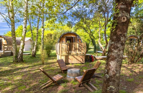 Saint-Vivien-de-Medoc Apartment | Otonneauxstress - Vigneron