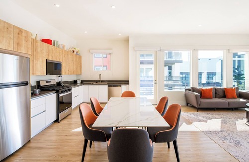 Las Vegas Apartment | Otonomus Hotel - Las Vegas