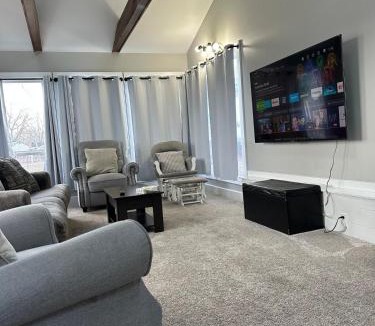 Ottawa House | Ottawa Family Nest