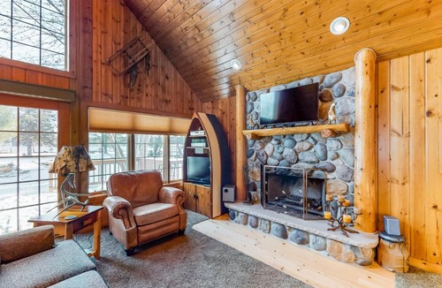 Eagle River House | Otter Island Trail