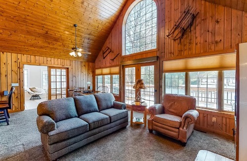 Eagle River House | Otter Island Trail