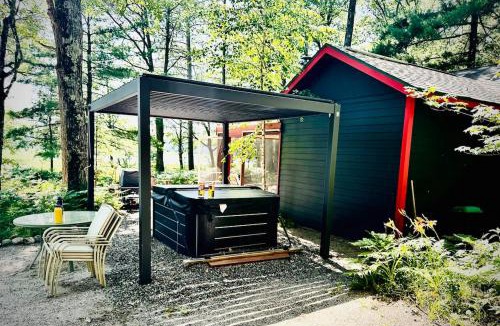 Star Lake Villa | Otter Pond Retreat