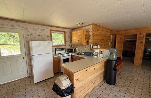 Rainy River District Cabin | Otters Cove - Cabin 3