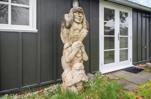 Two Mile Bay House | Otupai Cottage