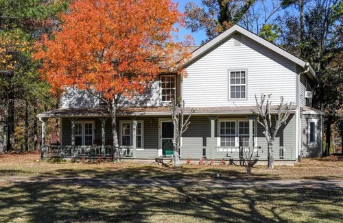 Big Cedar House | Ouachita National Forest & Kiamichi River Retreat w/POOL