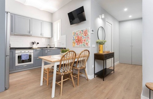 El Parc i la Llacuna del Poblenou Apartment | Our apartment offers the best of both worlds — easy access to the city's vibrant highlights and a quiet escape to unwind.