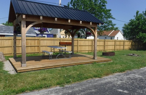 Sandusky Condo | Our Boatyard Loft and Suites Unit A