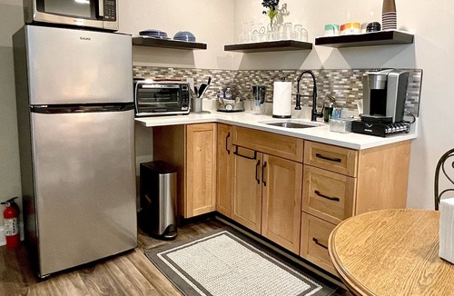 Graysville Apartment | Our Castleview - Studio