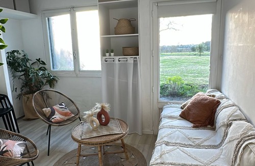 Maisdon-sur-Sevre House | Our favorite house-Pont Caffino-Pretty farmhouse in the middle of the Nantes vineyards