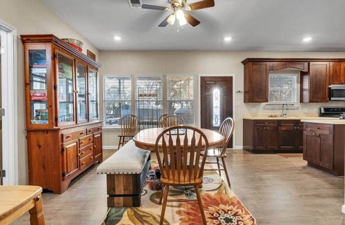 Jasper House | Our Happy Lake House