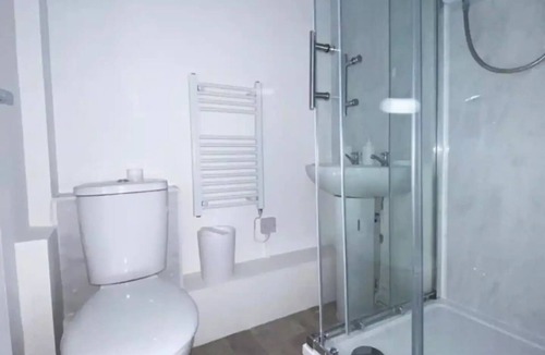 Addiscombe Apartment | Our lovely studio