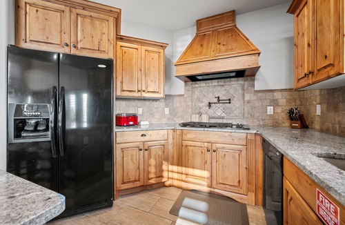 Wolf Creek House | Our Mountain Chalet C702 |Near Powder Mtn| Hot Tub
