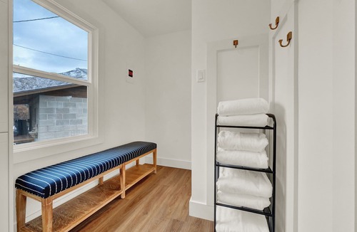 Canyon Rim House | Our "Slice of Heaven, located near ski resorts, U of U and Downtown Salt Lake