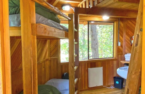Cave Junction House | Out 'N' About Treehouse Treesort