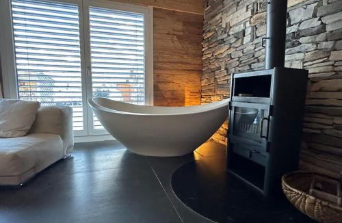 Gsteig House | Out of the Box - Two creative tiny houses by Heiti Gstaad