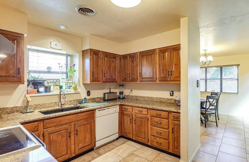 Roswell House | Out of This World Comfort !