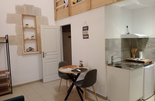 Saint-Sernin Apartment | Outbuilding close to nature