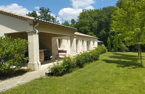 Saint-Sernin Apartment | Outbuilding close to nature