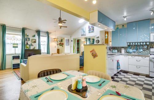 Albuquerque House | Outdoor Bar & Large Pool: Retro ABQ Retreat!