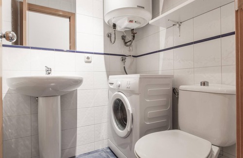 Les Escaldes Apartment | Outdoor Comfort Valira North