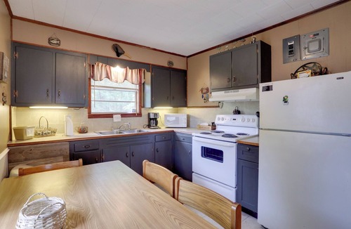 Greers Ferry Cottage | Outdoor Entertainment Areas: Greers Ferry Cottage!