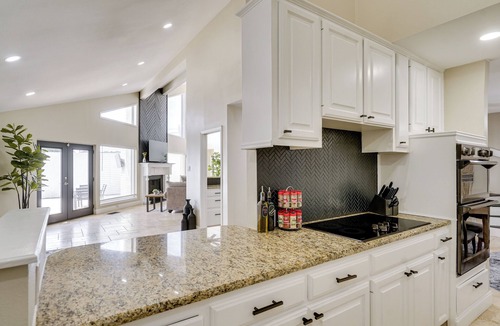 Midland Cottage | Outdoor Entertainment Area: Spacious Midland Home!