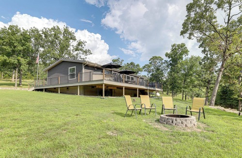 Golden House | Outdoor Kitchen + Hot Tub: Table Rock Lake House