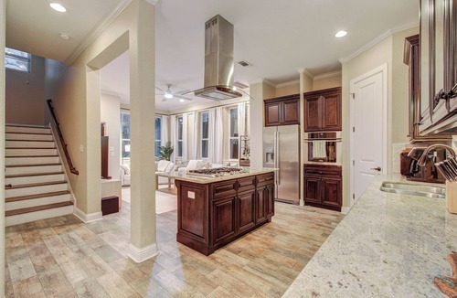 Greater East End House | Outdoor Oasis in Downtown Houston with Pool & Hot-Tub