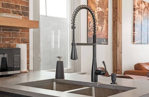 Ramsay House | Outdoor Sauna Oasis near Stampede, 2BR, Parking