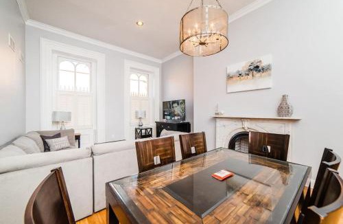 Manchester Apartment | Outdoor Space - Parking - 1st Floor - Walkable